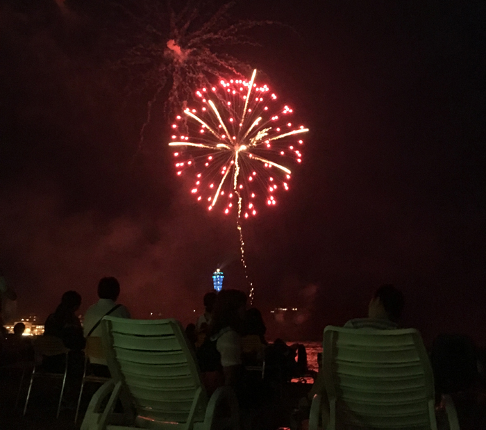 2017707江ノ島海の家GB-DOG